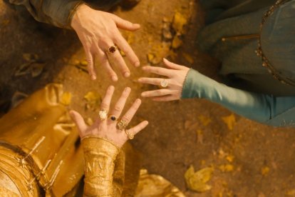 Imagen del teaser trailer de la segunda temporada de 'El Señor de los Anillos: Los Anillos de Poder' proporcionada por Amazon Prime Video que muestra la creación de más anillos para la Tierra Media.