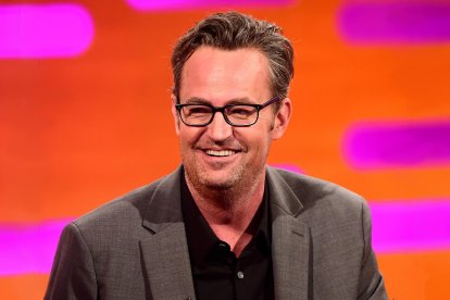 El actor Matthew Perry meses antes de fallecer en octubre de 2023.