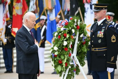 Memorial Day: Biden rinde homenaje a su difunto hijo Beau y dos representantes demócratas confunden la fecha con el Día de los Veteranos
