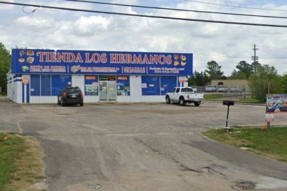 Captura de pantalla de una imagen ofrecida por Google Maps de la Tienda Los Hermanos, situada en Montgomery, Alabama. El negocio fue víctima de uno de los ataques contra negocios hispanos en junio de 2024.