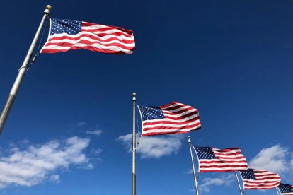 Imagen de archivo de banderas de Estados Unidos.