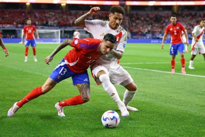 Copa América: Chile y Perú se estrenan con un áspero 0-0