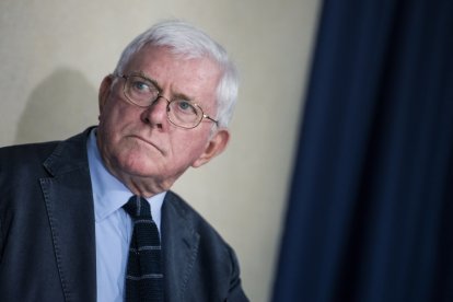 (FILES) Phil Donahue, former host of "The Phil Donahue Show" speaks during an event at the National Press Club August 14, 2014 in Washington, DC. New York Times reporter James Risen was joined by journalism industry advocates to speak about challenges to a free press by the US government and the Obama administration. - Phil Donahue, a pioneering US talk show host, has died at the age of 88.