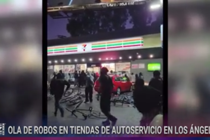 Ola de robos en tiendas de autoservicio en Los Ángeles