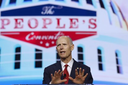 El senador republicano Rick Scott