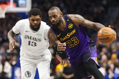 LeBron James, frente a los Mavericks