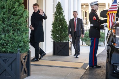 Macron entrando a la Casa Blanca