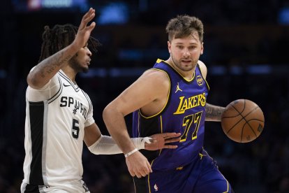 Luka Doncic, frente a los Spurs