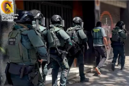 La Guardia Civil durante un operativo