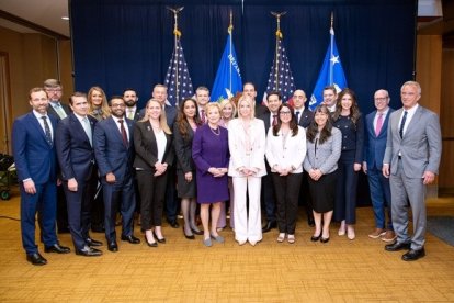 Pesos pesados de la Administración Trump en la reunión contra el sesgo anticristiano.