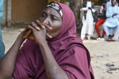 Un familiar de las víctimas de un atentado en Nigeria. Archivo.
