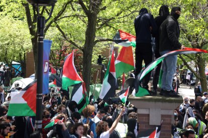 Pro-Hamas demonstration at DePaul University
