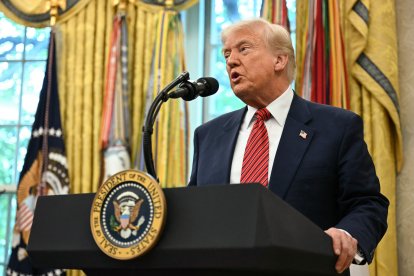 El presidente estadounidense Donald Trump habla desde Washington