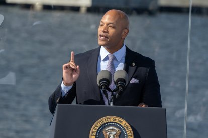 Wes Moore, gobernador de Maryland, habla antes de que el presidente de los Estados Unidos, Joe Biden