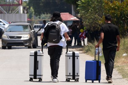 Inmigrantes / autodeportaciones