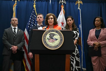 La fiscal interina Jeanine Pirro anunció los cargos contra el sospechoso