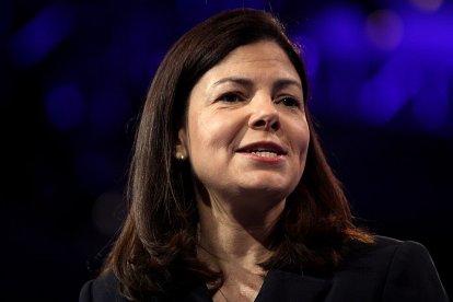 KELLY_AYOTTE
