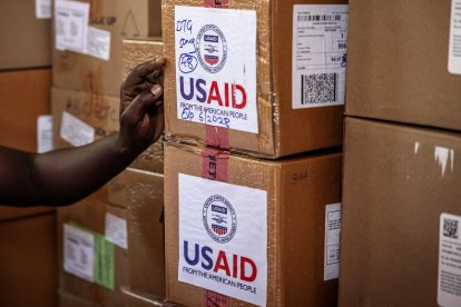 Cajas de USAID/ Luis Tato