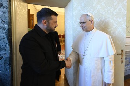 Volodímir Zelenski y el papa León XIV, en Castel Gandolfo