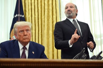 Trump y Lutnick en el Salón Ovál/ Andrew Caballero- Reynolds