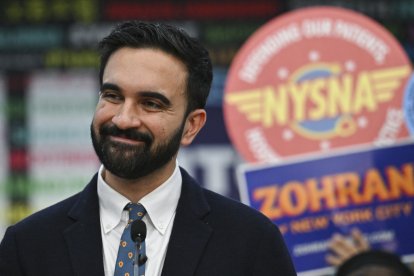Mamdani en una conferencia de prensa/ Angela Weiss