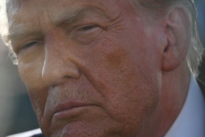 Fotografía en primer plano del presidente Donald Trump