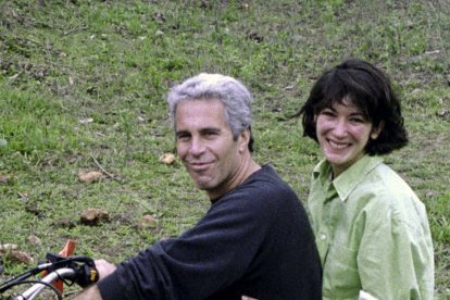 Jeffrey Epstein y Ghislaine Maxwell.