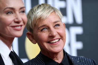 Ellen DeGeneres al lado de su espoca, la exactriz Portia de Rossi