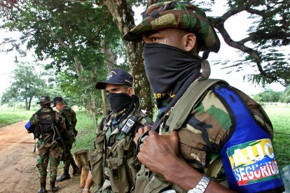 Miembros de las Autodefensas Unidas de Colombia (AUC)