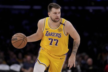 Luka Doncic en una imagen de archivo de los Playoffs de la NBA