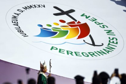 El Papa León XIV celebra la Santa Misa por el Jubileo de los Jóvenes, en Tor Vergata, Roma, Italia, el 3 de agosto de 2025.