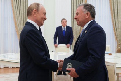 Putin y Wikoff se saludan antes de reunirse