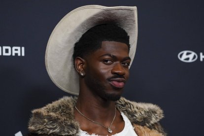 Lil Nas X llega a la 36.ª edición de los Premios GLAAD Media Awards el jueves 27 de marzo de 2025, en el Hotel Beverly Hilton de Beverly Hills, California.