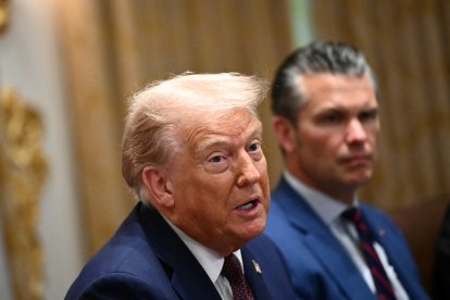 Trump en una reunión de gabinete/ Mandel Ngan