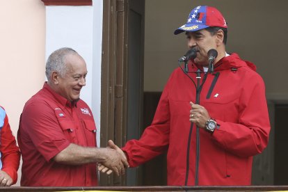 Diosdado Cabello y Nicolás Maduro