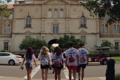 Captura de pantalla de un video promocional de Texas Tech University