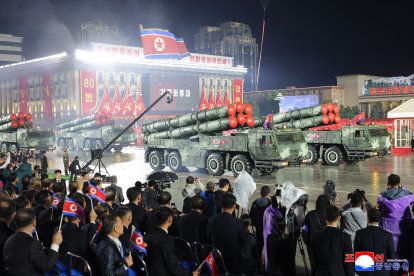 Desfile por el 80º aniversario del Partido de los Trabajadores de Corea del Norte