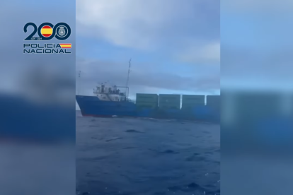 Spanish police seize 6.5 tons of cocaine from boat off Canary Islands