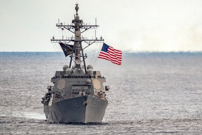 The Arleigh Burke-class guided-missile destroyer, USS Delbert D. Black (Files)