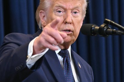 Donald Trump  en una conferencia de prensa/ Saul Loeb