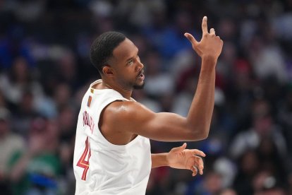 El pívot de los Cleveland Cavaliers Evan Mobley