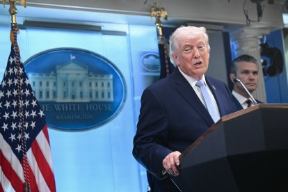 Donald Trump speaks about the conflict in Iran in the White House on April 6, 2026