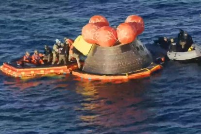 Amerizaje de la misión Artemis II en el océano Pacífico