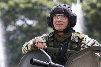 Vladimir Padrino López como Ministro de Defensa, en unos ejercicios militares previos a la captura de Nicolás Maduro.