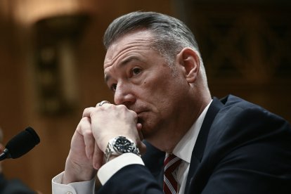 Todd Lyons, durante una comparecencia en el Congreso. Febrero de 2026