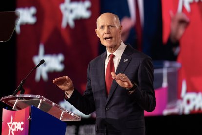 El senador Rick Scott.