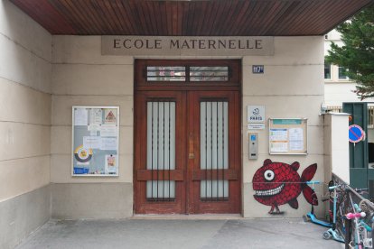 Escuela Saint-Dominique tras la detención de dieciséis personas vinculadas al centro