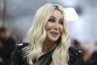 La cantante Cher llegando a la Met Gala en 2026