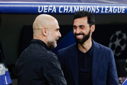 Pep Guardiola y Álvaro Arbeloa, en el duelo entre el Manchester City y el Real Madrid. UEFA Champions League 2025-2026