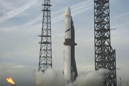 Despegue del cohete New Glenn de Blue Origin en Florida